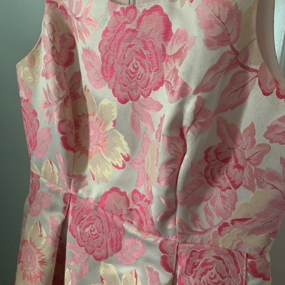 2 for $22 || Nanette Lepore Pink Floral Jacquard Dress sz 10 🌸 - Picture 10 of 16